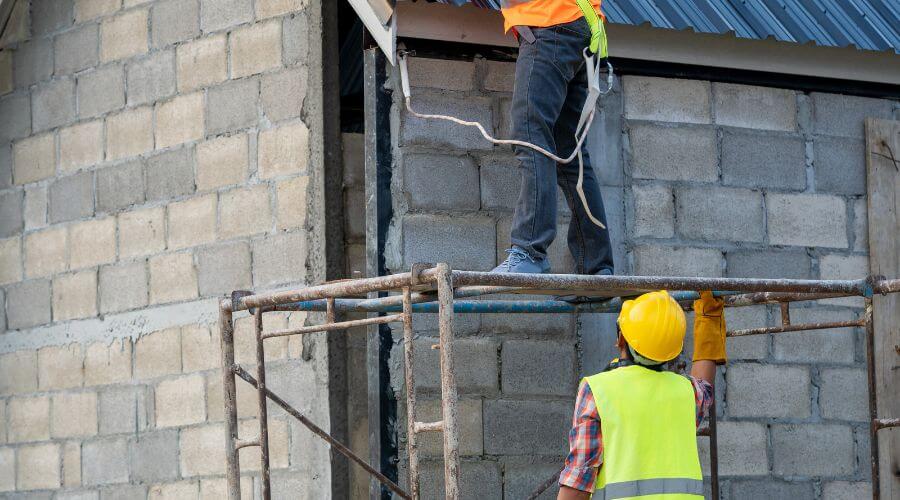 Expert tile roof repair services in Hoskinston, KY